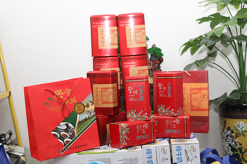 喜迎中秋國(guó)慶！擎川公司為員工送上中秋節(jié)福利啦